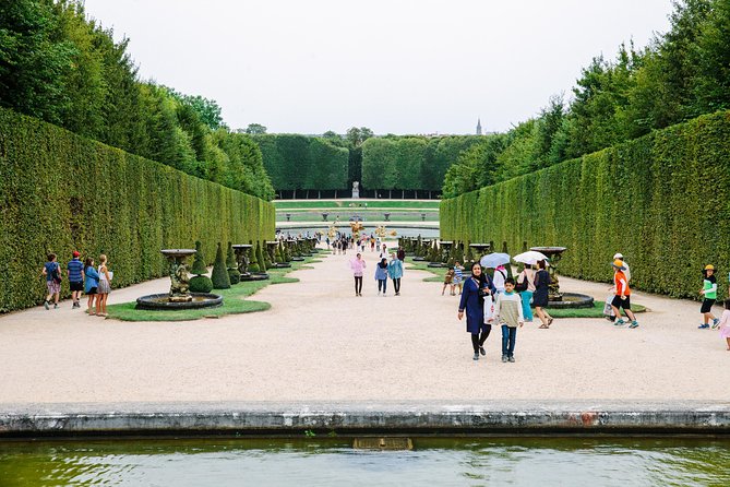 Versailles Château & Gardens Walking Tour From Paris by Train - Traveler Experiences