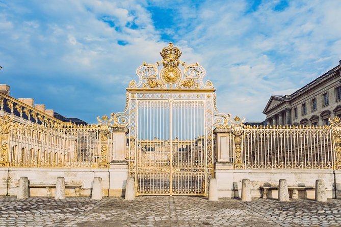 Versailles Palace With Private Guide - Common questions