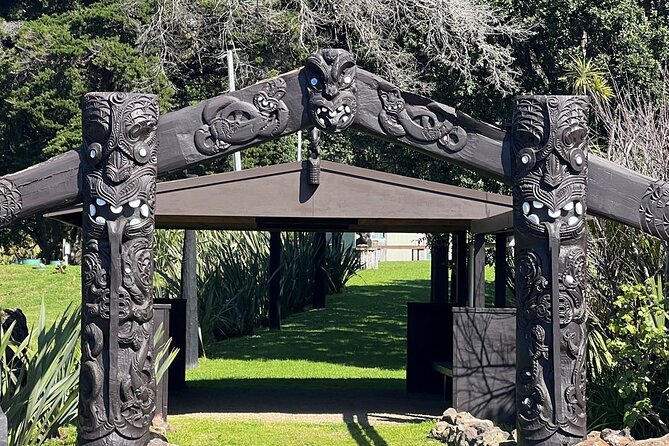 Waiheke Island History and Heritage Tour - Meeting Details