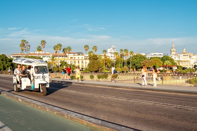 Welcome Tour to Seville in Private Eco Tuk Tuk - Tour Itinerary