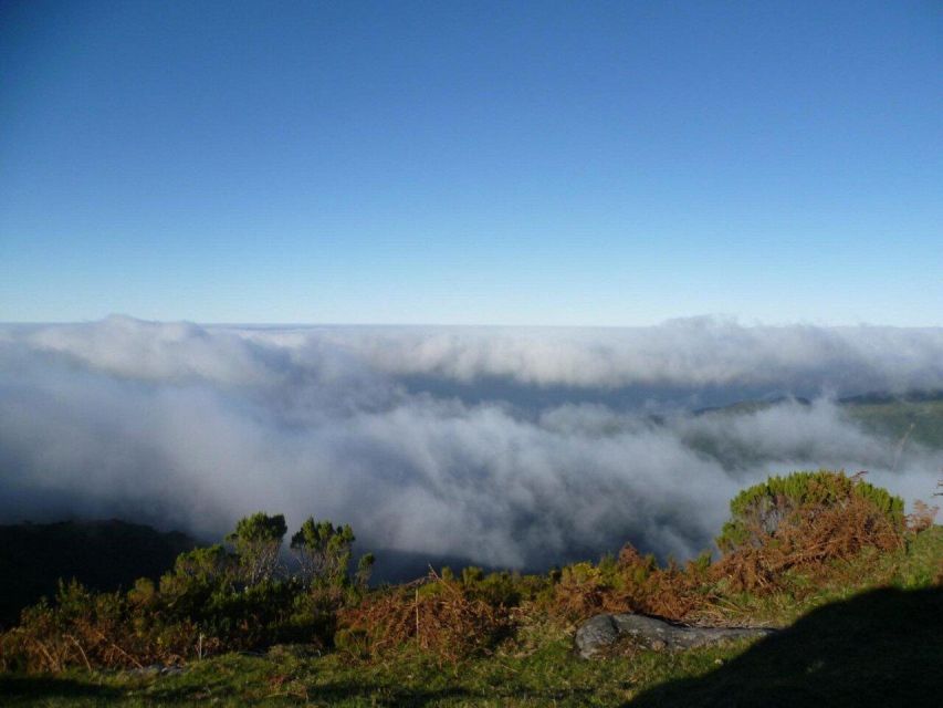 West Mountains Tour With Pico Do Arieiro Sunset and Dinner - Booking Details