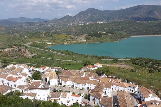 White Villages and Ronda Guided Day Tour From Seville - Directions