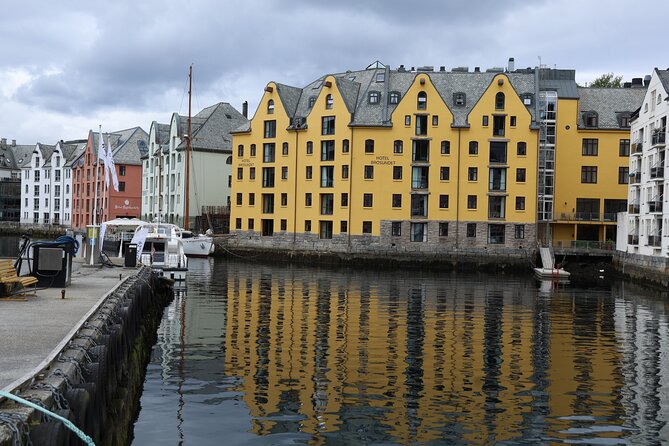 WINTER TRANSFER Bergen - Ålesund - Pricing Information and Terms