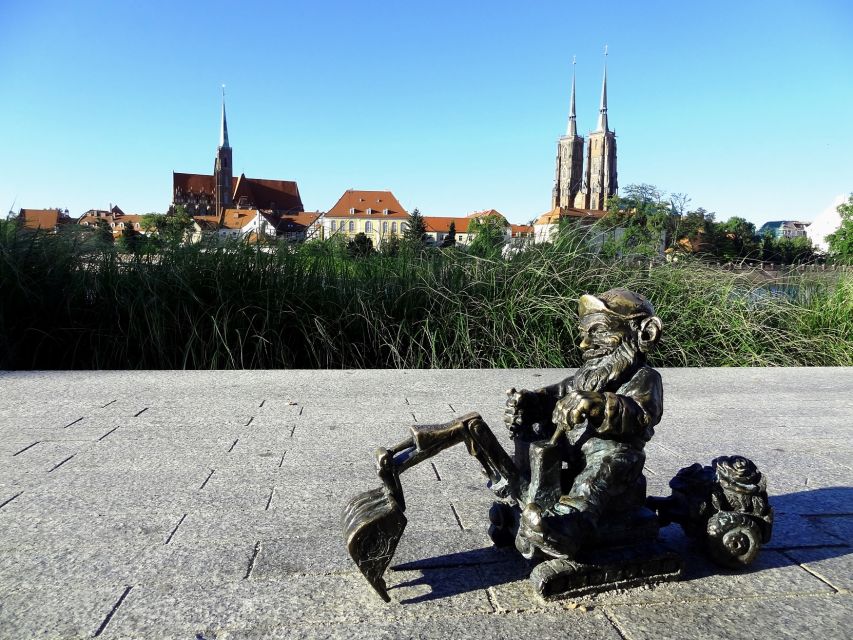 Wroclaw: City of 100 Bridges 4-Hour Private City Tour - Location and Additional Information