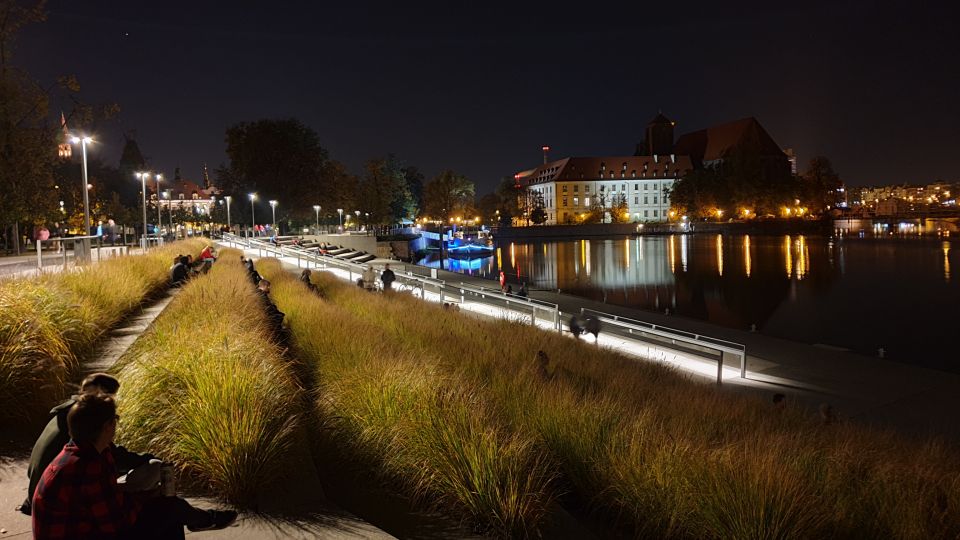 Wroclaw: Guided City Night Tour - Location and Details