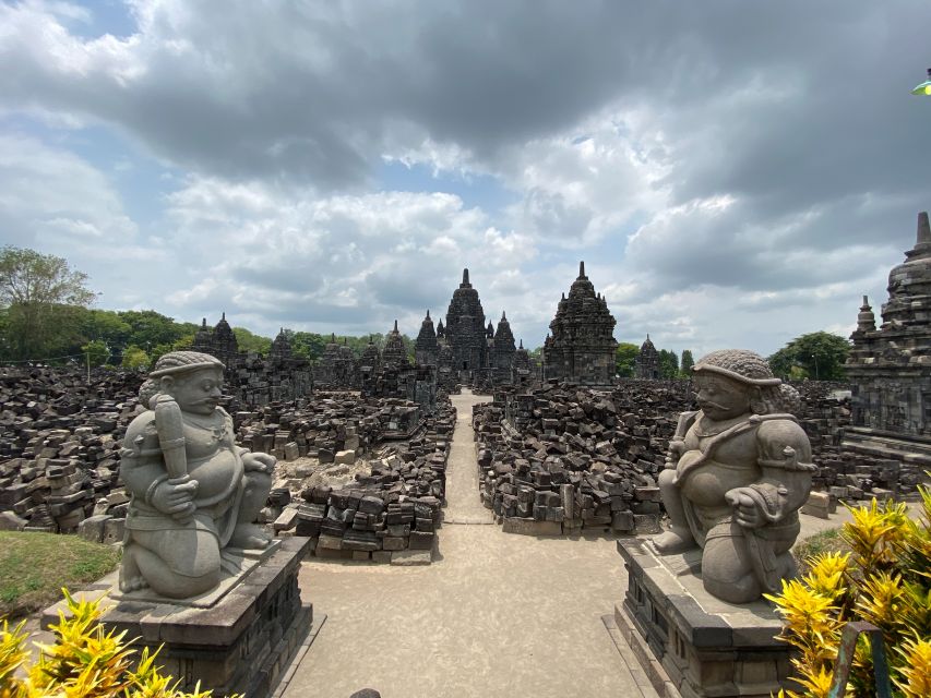 Yogyakarta: Borobudur, Mt. Merapi, Prambanan & Ramayana Tour - Customer Reviews