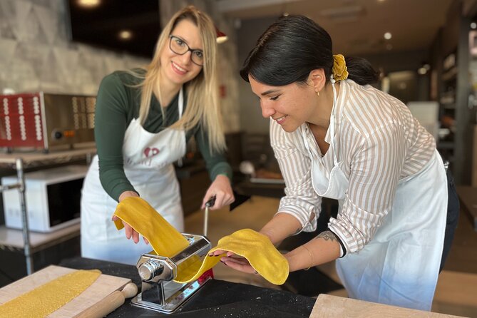 1 Hour Pasta Making Class in Rome - Common questions