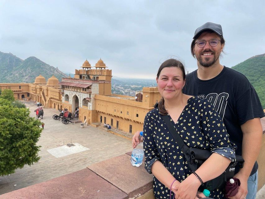 2-Day Private Jaipur Overnight Tour From Delhi All Inclusive - Location and Additional Benefits