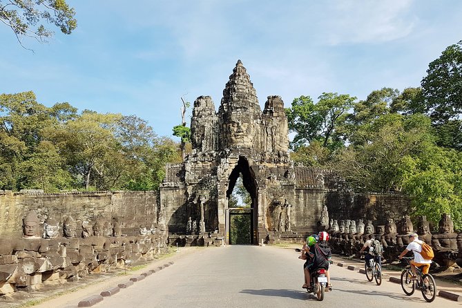 2-Days Private Tour in Angkor Sunrise, Banteay Srei and Beng Mealea Temple - Last Words