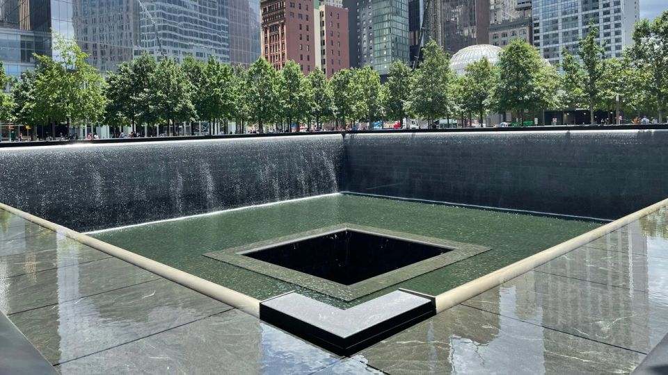 9/11 Memorial and Ground Zero Tour by Local Guide - Background