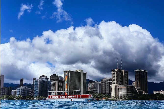 Afternoon Waikiki Glass Bottom Boat Cruise - Mixed Feedback and Challenges