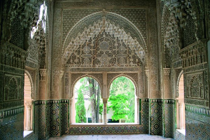 Alhambra Complex Tour With Skip-The-Line-Tickets  - Granada - Tips and Recommendations
