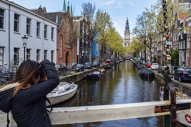 Amsterdam: City Highlights Bike Tour - Common questions