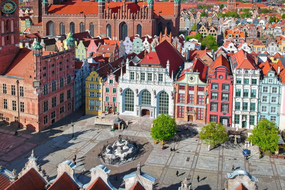 Artus Court and Gdansk Old Town Private Tour With Tickets - Last Words