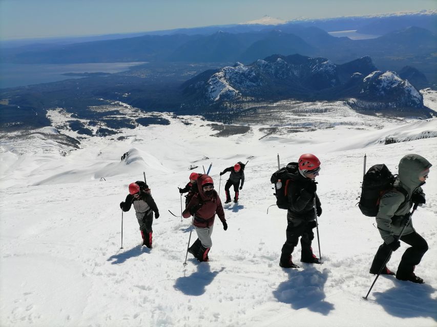 Ascent to Villarrica Volcano 2,847masl, From Pucón - Summit Details