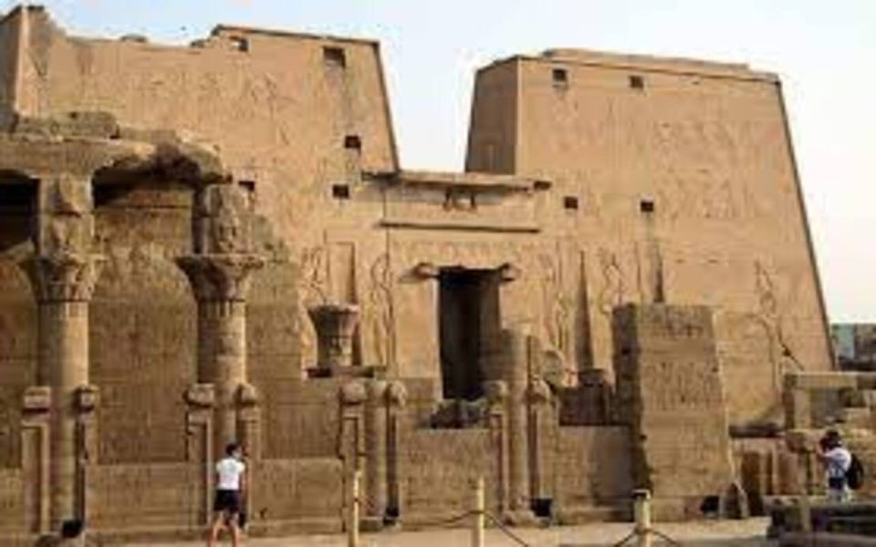 Aswan: Edfu and Kom Ombo Temples Tour by Car - Common questions