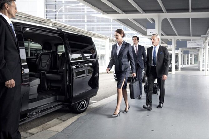 Athens Airport to Athens Hotels Private Arrival Transfer - Transportation Accessibility