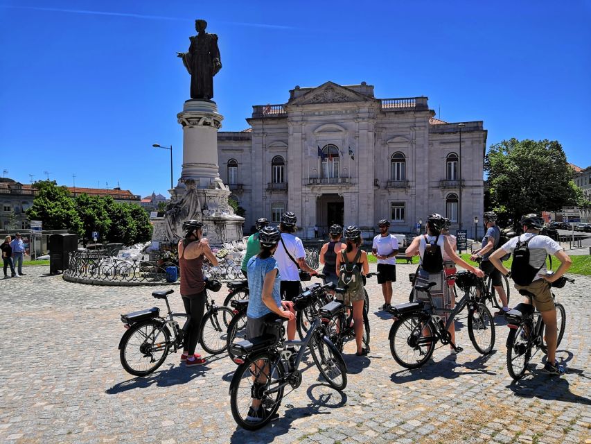 B-Side of Lisbon by E-Bike: 3-Hour Guided Tour - Attire Recommendations