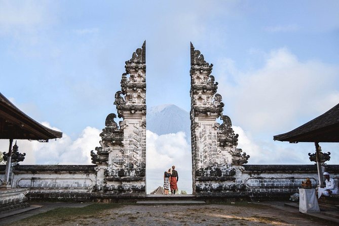 Bali Instagram Tour - Lempuyang Bali Gate of Heaven - Social Media-Worthy Stops