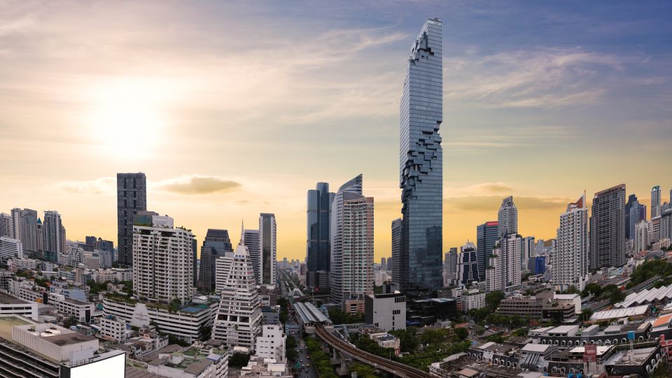 Bangkok: Damnoen Saduak, Train Market & Mahanakhon Day Trip - Traveler Reviews