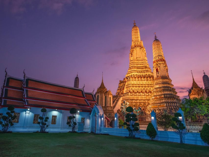 Bangkok: Grand Palace and Wat Arun Guided Walking Tour - Common questions
