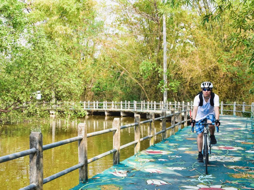 Bangkok: Khlong Toei Market & Bang Krachao Island Bike Tour - Reservation Information