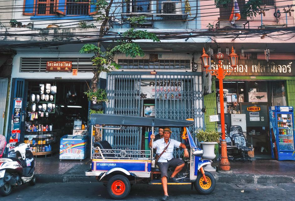 Bangkok: Street Art and Street Food Walking Tour - Directions