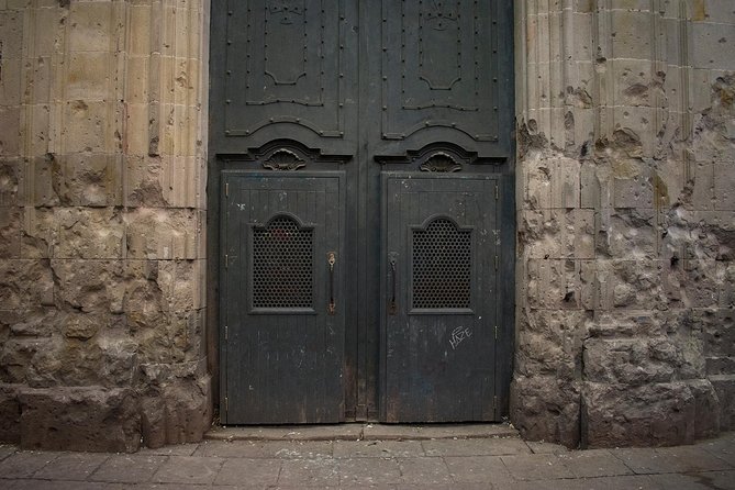 Barcelona Gothic Quarters Deepest Secrets & Sangria - Common questions