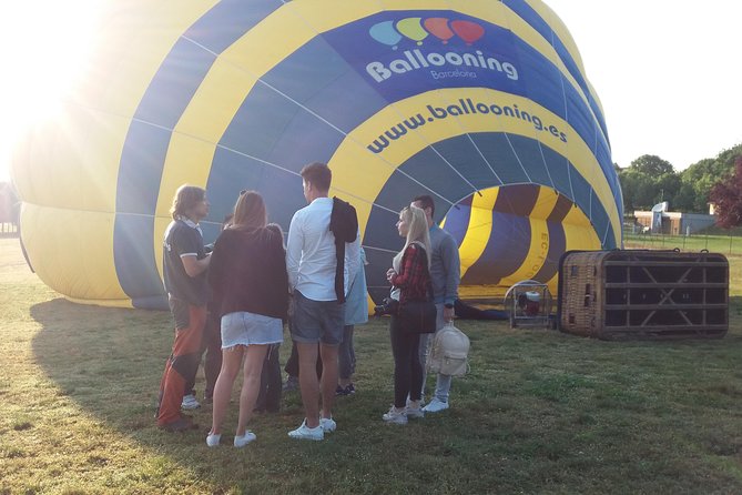 Barcelona to Catalonia Hot-Air Balloon Flight Including Brunch (Mar ) - Staff and Crew Overview