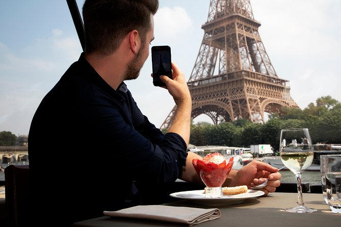 Bateaux Parisiens Seine River Gourmet Lunch & Sightseeing Cruise - Frequently Asked Questions
