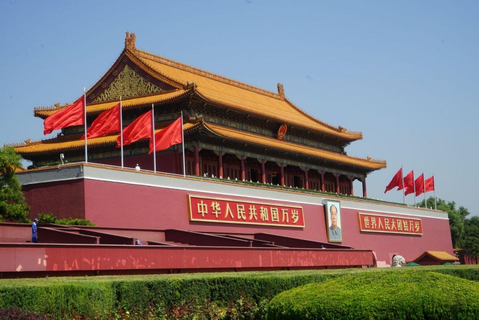 Biking Along the Dragon'S Backbone of Beijing by Pedelec - From Tiananmen Square to Bell Tower