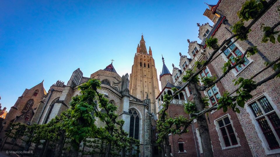 Bruges: Private Historical Highlights Walking Tour - Background