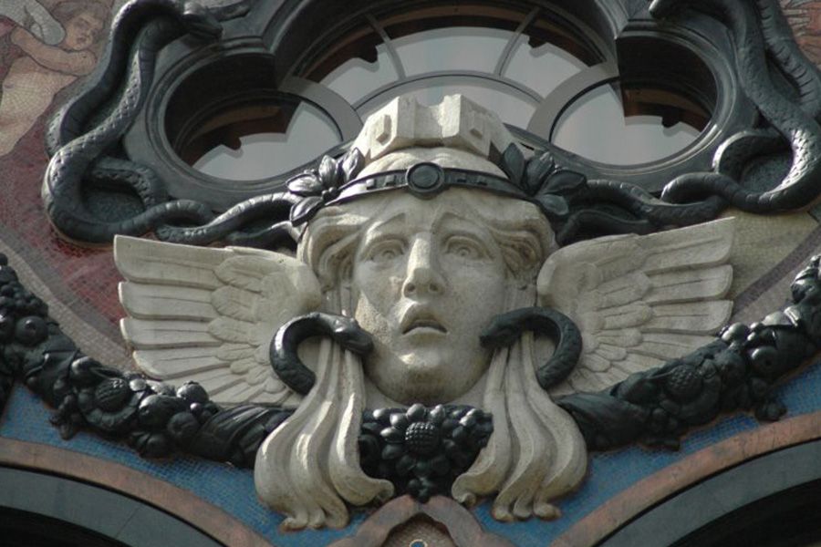 Budapest Art Nouveau Tour: Decadence & Design - Directions