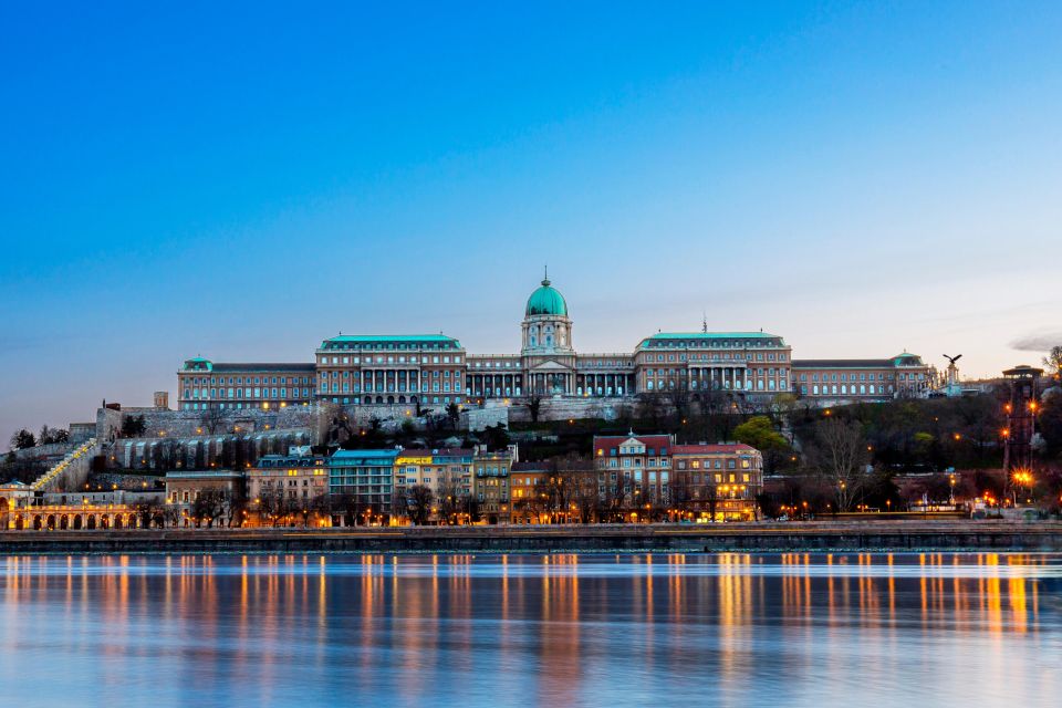 Budapest: Buda Castle Walking Tour With Saint Stephen's Hall - Last Words