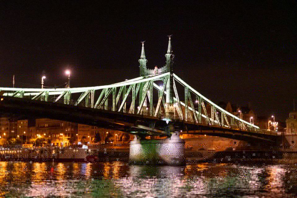 Budapest: Candlelit Dinner River Cruise With Live Music - Highlights