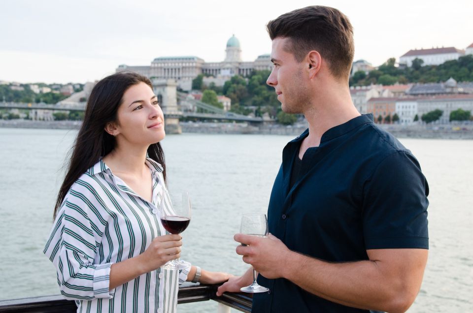 Budapest: Summer Brunch & Cruise With Prosecco - Common questions