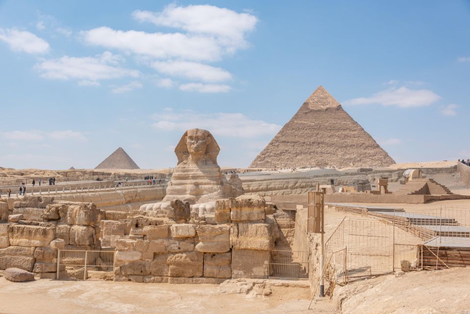 Cairo Layover: Tour to Pyramids, Coptic Cairo & Khan Khalili - Language Options for Guides