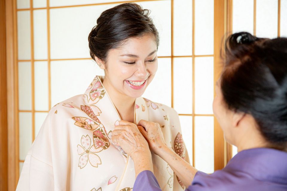 Calligraphy Experience With Simple Kimono in Okinawa - Location Details