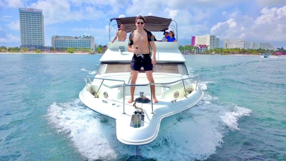 Cancun: Private Luxury 46-Feet Flybridge Yacht Cruise - Safety Measures