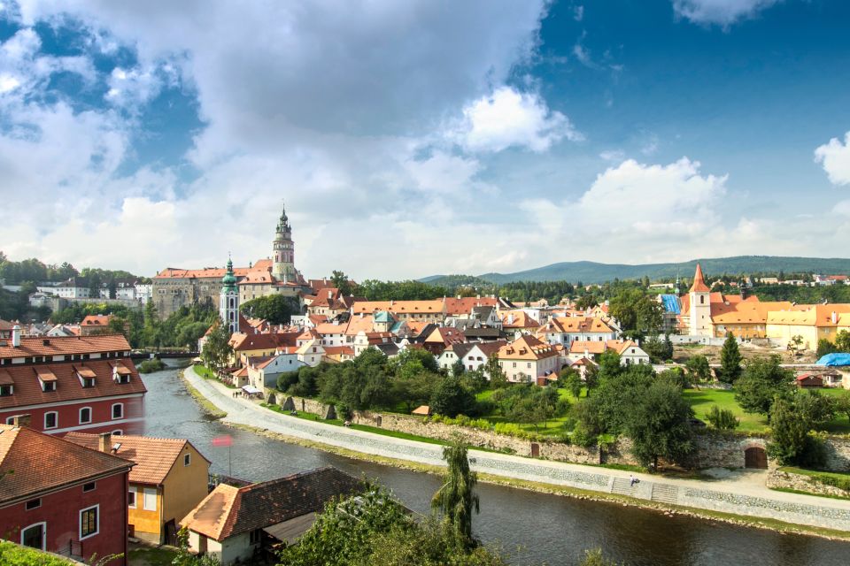 Cesky Krumlov: First Discovery Walk and Reading Walking Tour - Background