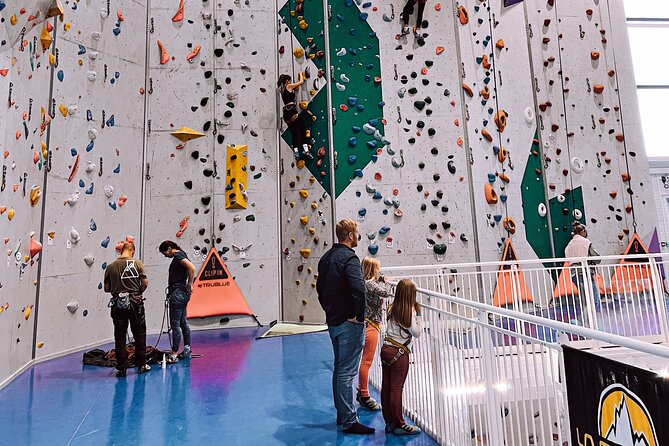 Climbing at Mørkvedhallen Climbing Center - Common questions