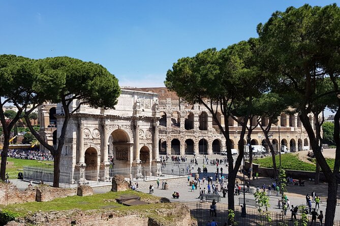 Colosseum, Roman Forum, and Palatine Hill Small-Group Tour  - Rome - Small Group Size
