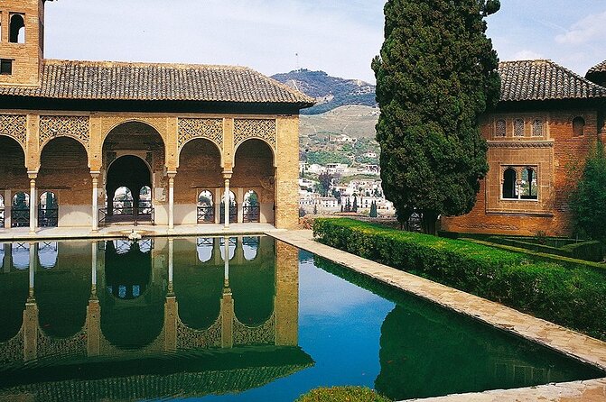 Complete 3H Private Tour of The Alhambra - Common questions