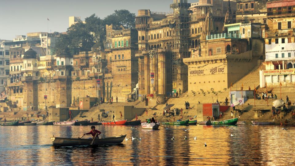 Delhi: 6-Day Golden Triangle & Varanasi Private Tour - Accommodation Options and Return Flight