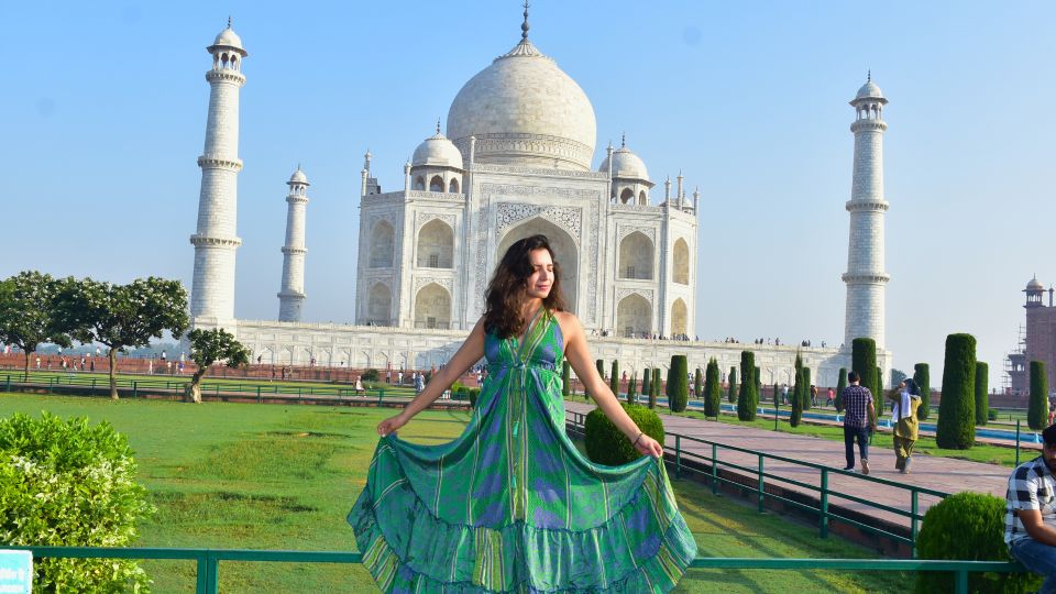 Delhi: City Tour With Taj Mahal, Agra Fort & Fatehpur Sikri - Common questions