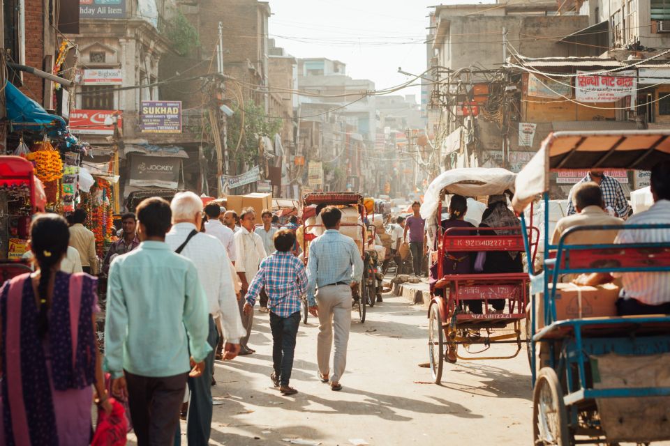 Delhi: Street Food Walking Tour of Old Delhi With Tastings - Common questions