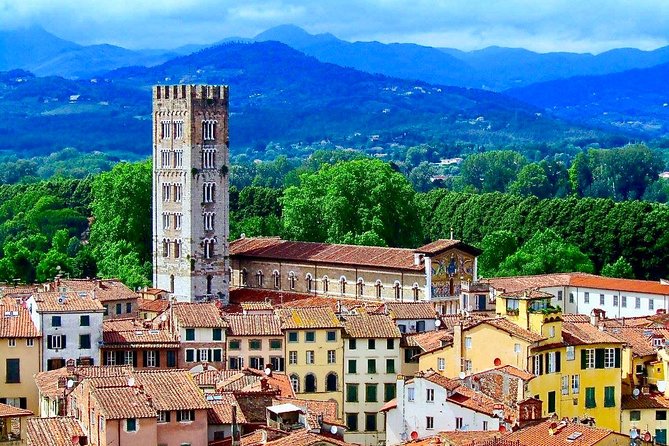 Discover Lucca's Secrets on a Guided Walking Tour - Reviews and Ratings