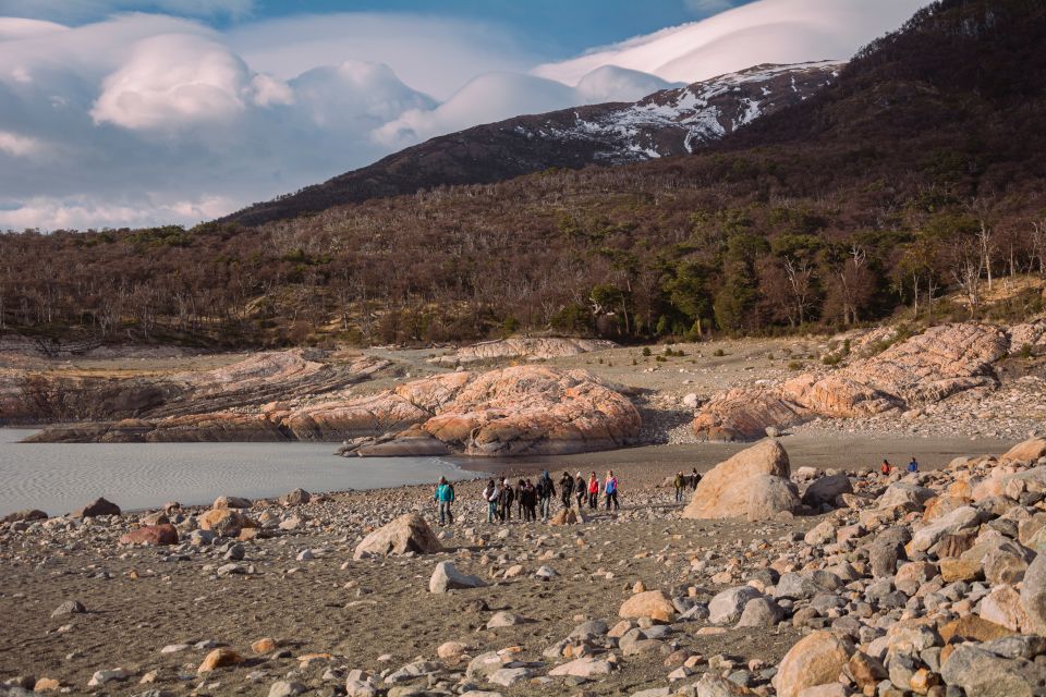 El Calafate: Blue Safari Los Glaciares Trekking Tour - Transportation and Logistics