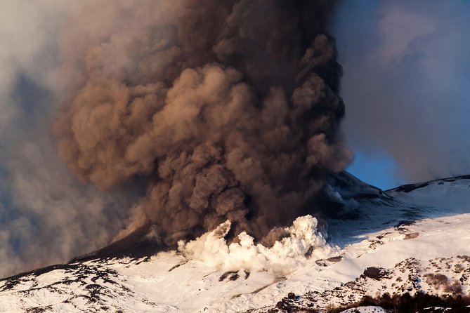 Etna: Winter Excursion to 3.000mt - Common questions