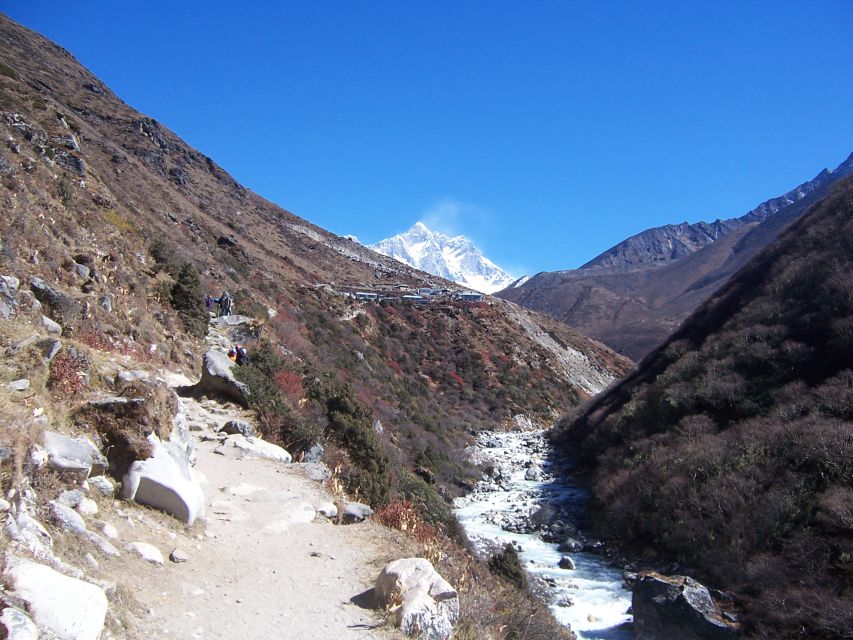 Everest Base Camp Trek in Nepal /: Guide Sharing - Language Support and Customization